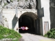 Le tunnel au parking de la Gueulaz