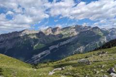 Vue sur la Dent de Verreu et la tête du Grenier (8 juillet 2023)