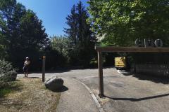 Remonter alors la voie jusqu'au portique d'entrée de la plage où un panneau nous indique le lieu où l'on se trouve, Choranche  (7 août 2024)