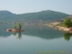 Magnifique lac bordé de terre rouge (ruffe), au calme et à la tranquillité incomparable (10 juillet 2003)