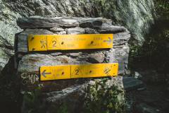 Suivre la direction "Rifugio Deffeyes - 2" pour aller vers le Lac du Glacier (13 septembre 2020)