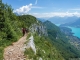 Le chemin se poursuit sur ce balcon vers le Mont Baron avec toujours cette magnifique vue sur le Lac d'Annecy (24 juin 2018)