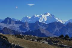 Vue sur la Pointe Percée et le Mont Blanc (16 octobre 2022)