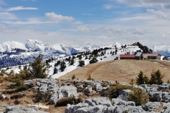 Vue sur les Aravis et le Chalet Camille Dunant (9 mai 2021)