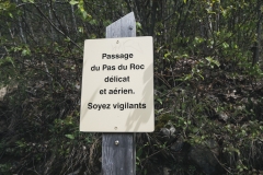 Panneau d'information sur le passage du Pas du Roc (12 mai 2019)