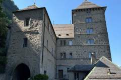Chateau à St Maurice juste avant de reprendre la route du Chablais (28 juillet 2024)