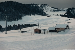 Téléskis et chalets non loin de la Pointe de Beauregard (15 décembre 2018)