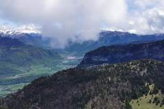 Vue depuis le sommet sur le Mont Blanc, les Aravis, et bon nombre de sommets de Savoie (23 mai 2021)