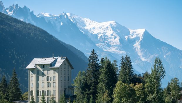 Départ au Planet (au nord de Chamonix) avec vue sur le Mont Blanc