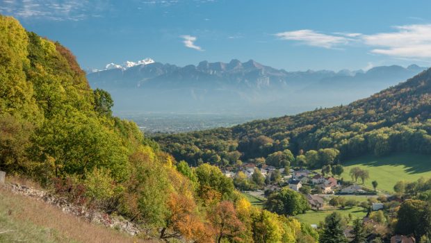 Vue sur le Mont Blanc et les Bornes depuis le Petit Salève