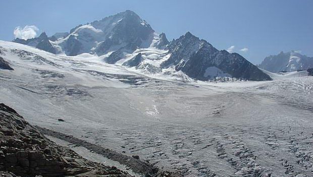 Aiguille du Chardonnet depuis le Refuge Albert 1er