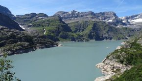 Lac d'Emosson en montant au Bel Oiseau