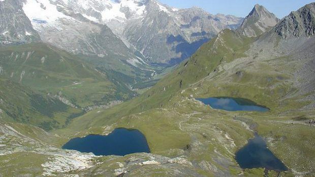 Lacs de Fenêtre derrière le Col du Grand-Saint-Bernard