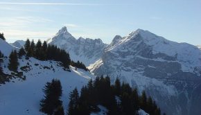 Pointe Percée depuis le Col de Pierre Carrée