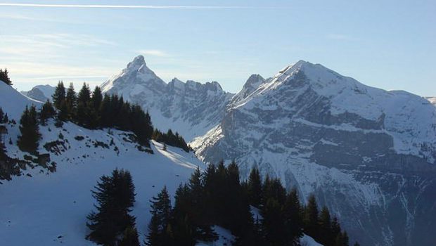 Pointe Percée depuis le Col de Pierre Carrée