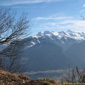 Les Aravis vus depuis le sommet du Mont Orchez